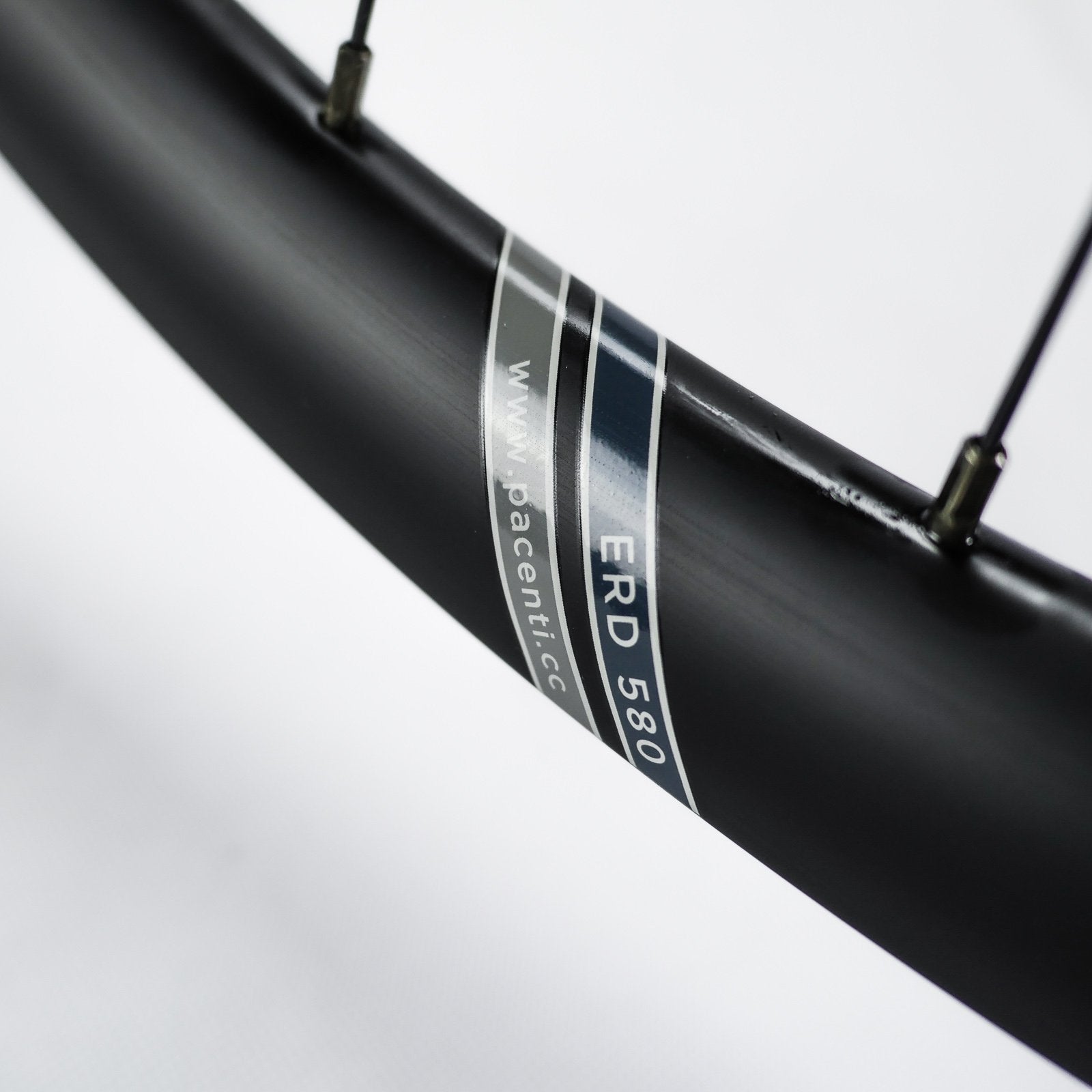 Pacenti FORZA-C Wide 30 Carbon Disc Wheelset 650b