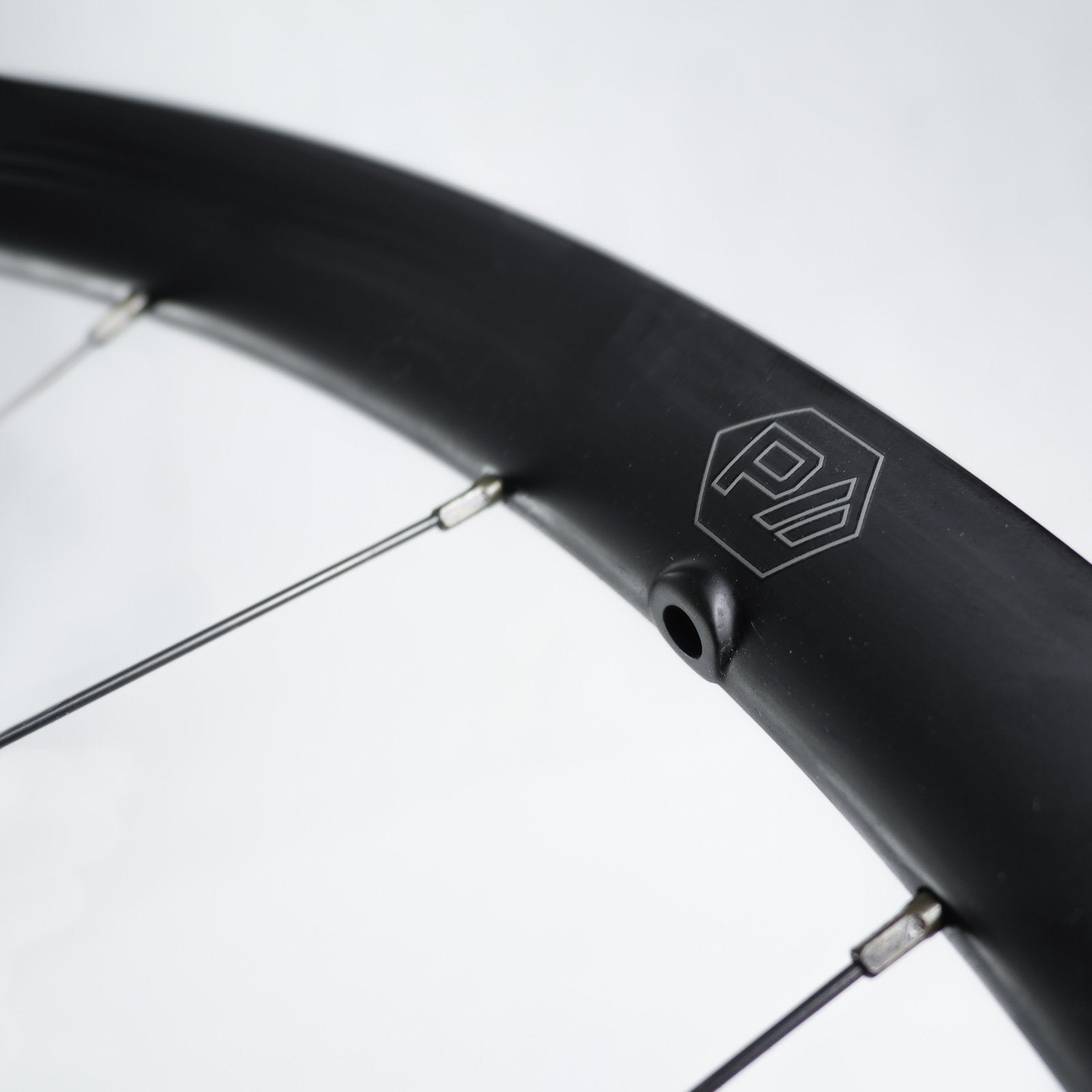 Pacenti FORZA-C Wide 30 Carbon Disc Wheelset 650b
