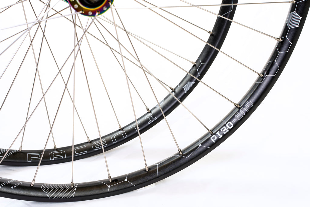 Pacenti PI30-END Wheelset 27.5" Boost - Oil Slick