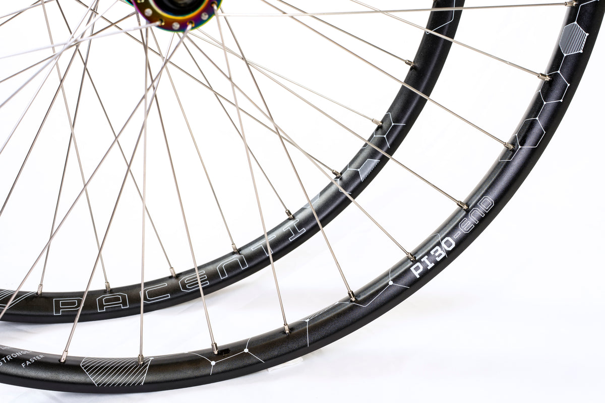 Pacenti PI30-END Wheelset 27.5" Boost - Oil Slick