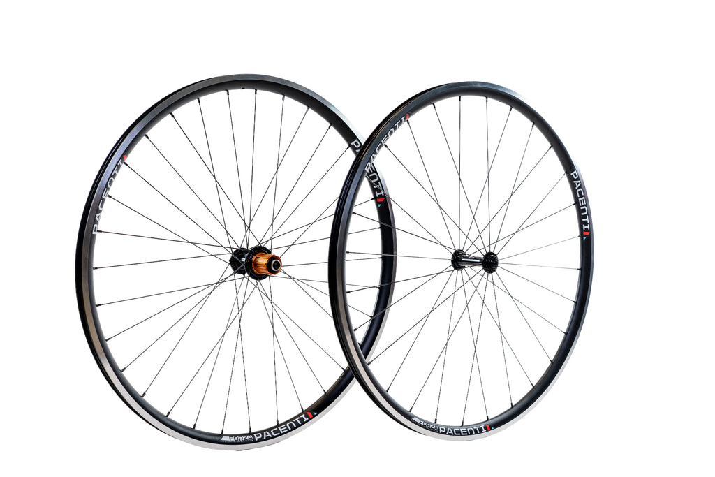 Forza Rim Brake Wheelset 700c 28/32 Hole Old Decal