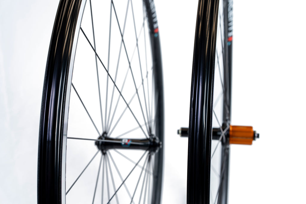Forza Rim Brake Wheelset 700c 28/32 Hole Old Decal