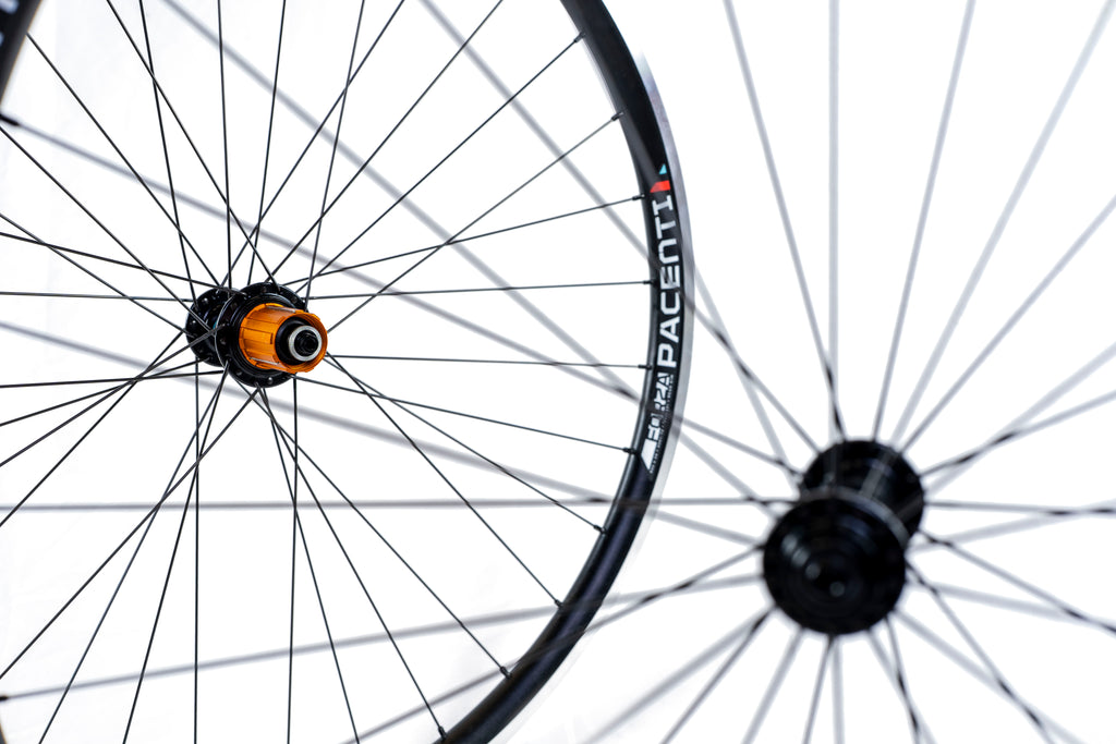 Forza Rim Brake Wheelset 700c 28/32 Hole Old Decal