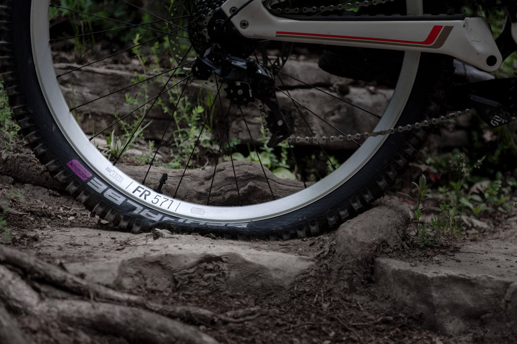 DT Swiss FR 571 SBWT disc-specific Presta Black Rim