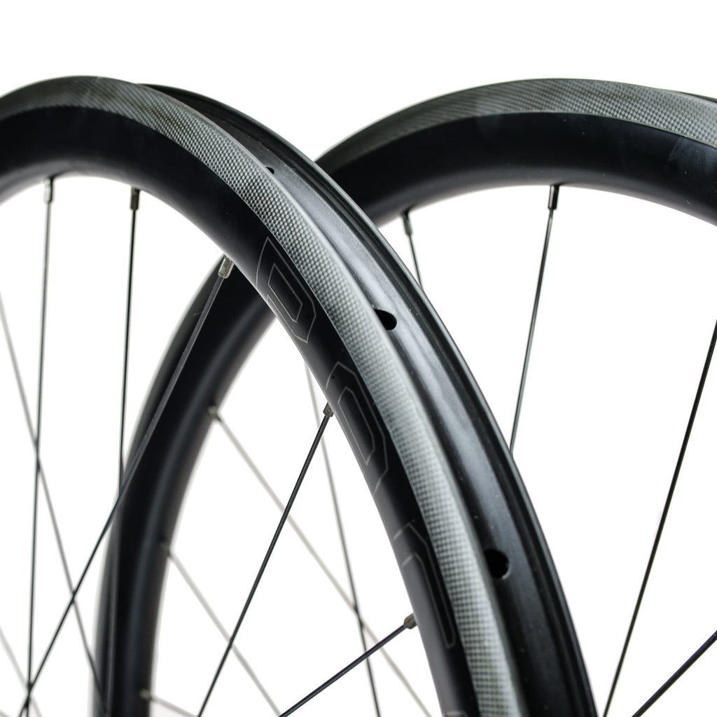 PR38 Carbon Rim Brake wheelset 700c