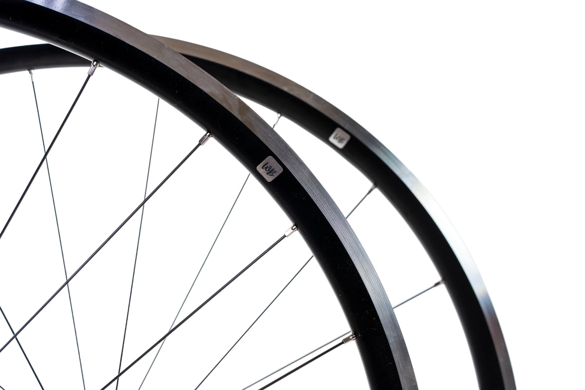 WB Alloy Rim Brake Wheelset 700c - Blue
